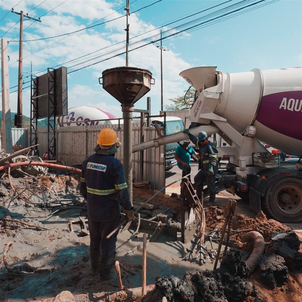 Evolução da obra ACR Aurum — montagem da estrutura